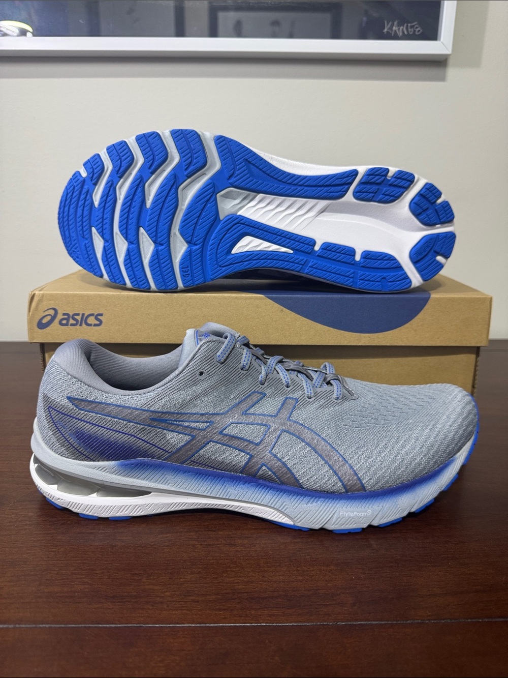 ASICS GT-2000 10 Sheet Rock/ Electric Blue Men’s Wide (2E) Running Sneakers New